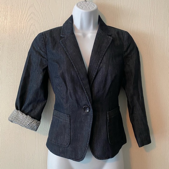 NWOT: versatile blazer - Picture 3 of 6